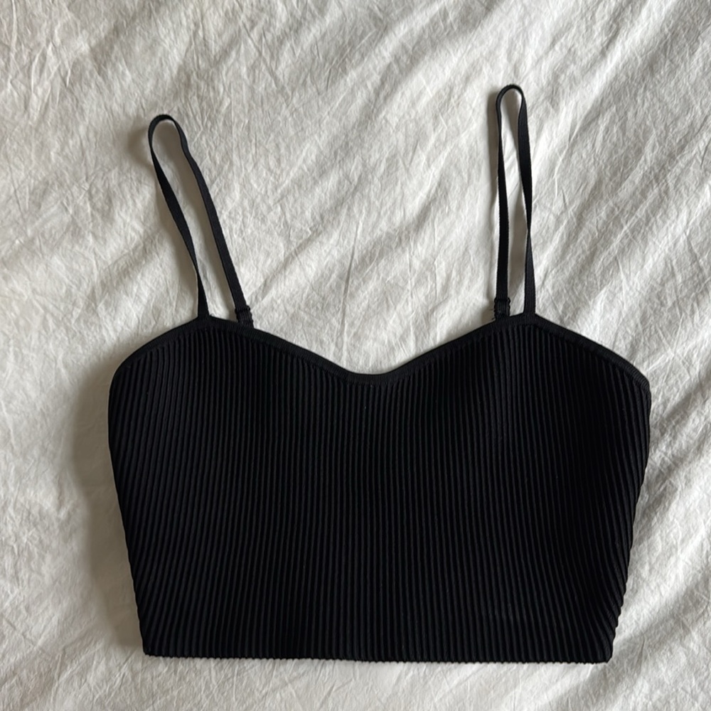 Babaton Black Ribbed Cropped Camisole
